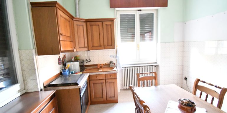 cucina separata con logo