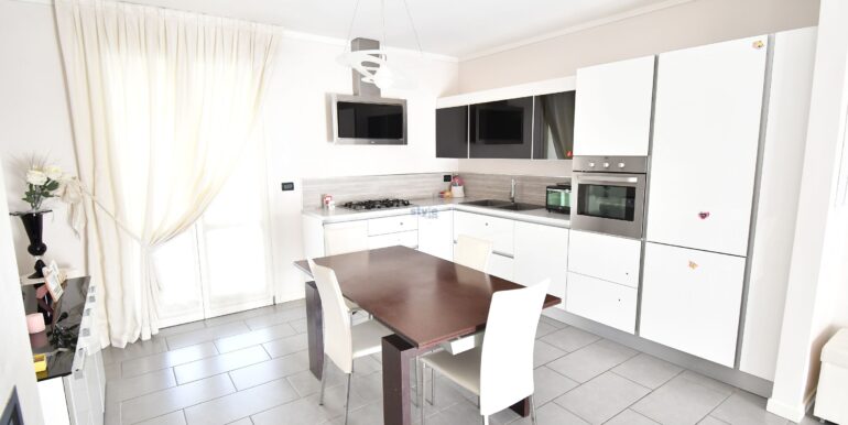 cucina3 con logo
